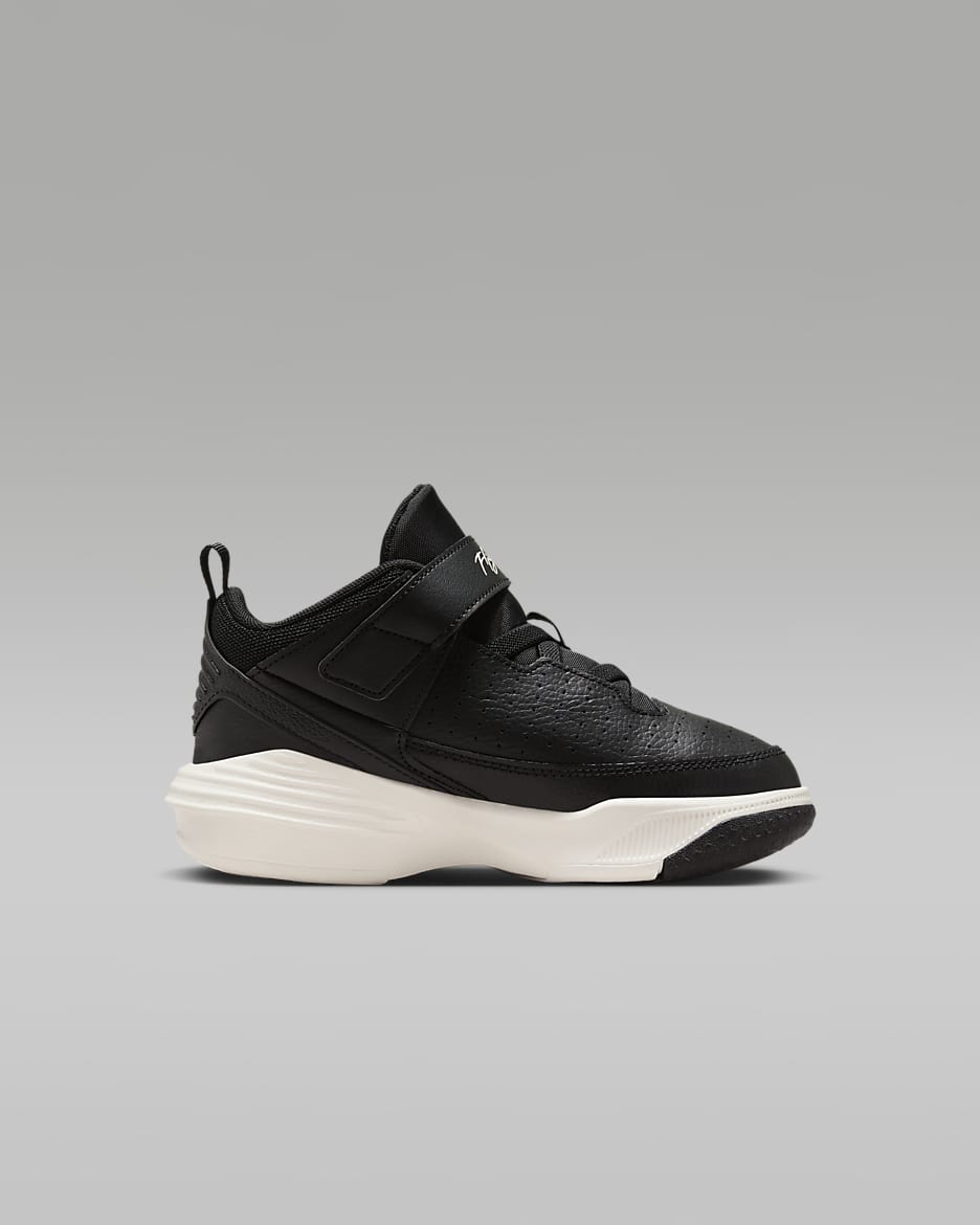 Jordan Max Aura 5 Younger Kids Shoes. Nike SG